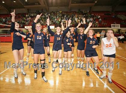Thumbnail 3 in Northeastern vs Starmount (NCHSAA 2A Final) photogallery.