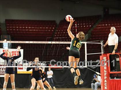 Thumbnail 1 in Northeastern vs Starmount (NCHSAA 2A Final) photogallery.