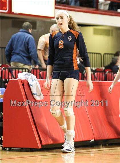 Thumbnail 1 in Northeastern vs Starmount (NCHSAA 2A Final) photogallery.