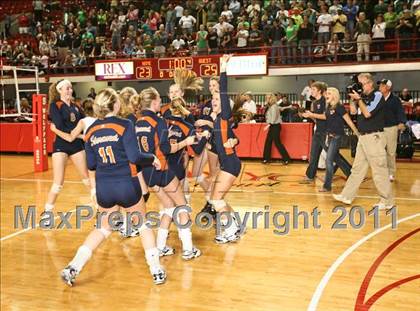 Thumbnail 3 in Northeastern vs Starmount (NCHSAA 2A Final) photogallery.