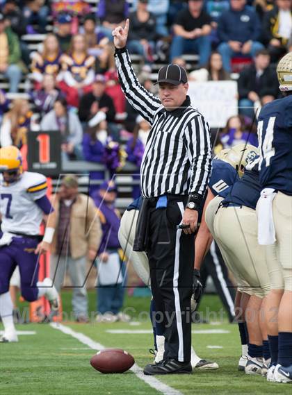 Thumbnail 2 in Central Catholic vs. Escalon (CIF SJS D4 Final) photogallery.