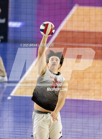 Thumbnail 1 in Eaglecrest vs Discovery Canyon (CHSAA 5A Round 1) photogallery.