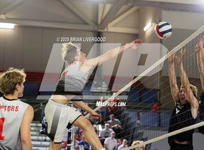 Thumbnail 3 in Eaglecrest vs Discovery Canyon (CHSAA 5A Round 1) photogallery.