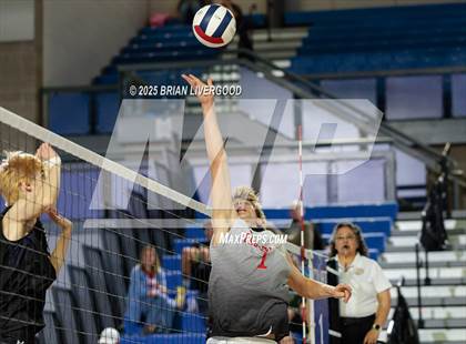Thumbnail 1 in Eaglecrest vs Discovery Canyon (CHSAA 5A Round 1) photogallery.