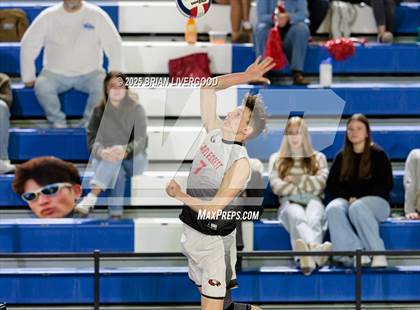 Thumbnail 2 in Eaglecrest vs Discovery Canyon (CHSAA 5A Round 1) photogallery.