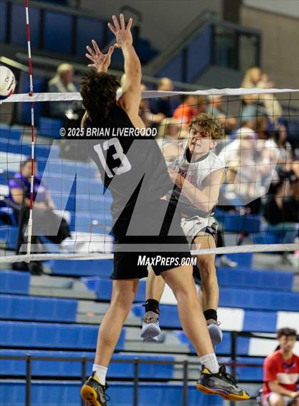 Thumbnail 1 in Eaglecrest vs Discovery Canyon (CHSAA 5A Round 1) photogallery.