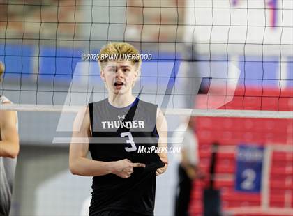 Thumbnail 3 in Eaglecrest vs Discovery Canyon (CHSAA 5A Round 1) photogallery.