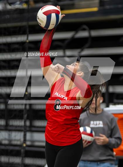 Thumbnail 3 in Woods Cross vs. Alta (UHSAA 5A Second Round) photogallery.