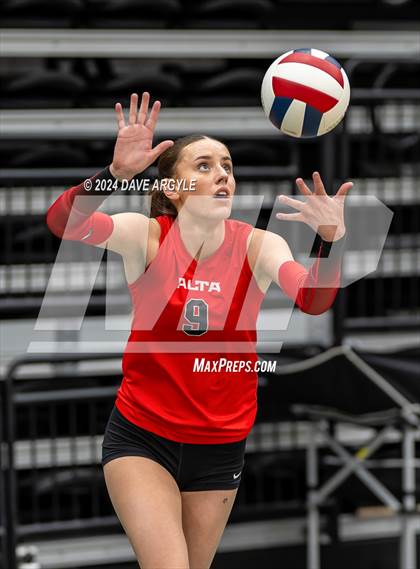 Thumbnail 3 in Woods Cross vs. Alta (UHSAA 5A Second Round) photogallery.