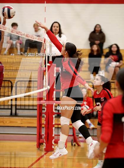 Thumbnail 3 in Sierra Linda @ Tucson High Magnet School photogallery.