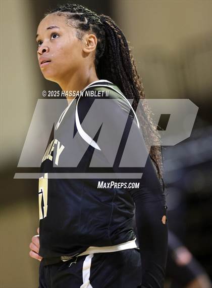 Thumbnail 2 in Hazel Green vs. Bradley Central (She Got Game Classic) photogallery.