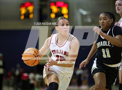 Thumbnail 2 in Hazel Green vs. Bradley Central (She Got Game Classic) photogallery.