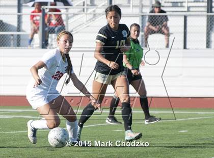 Thumbnail 3 in Mater Dei vs. Laguna Hills (CIF SS D1 Final) photogallery.