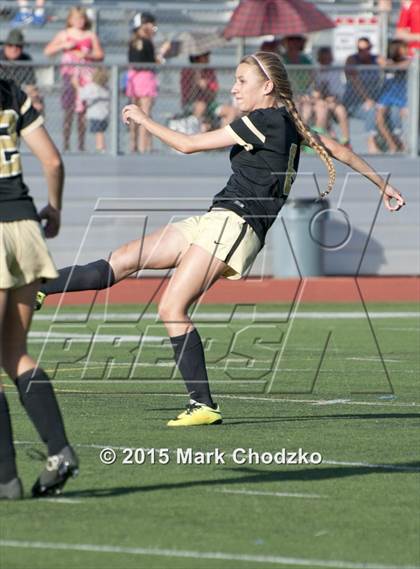 Thumbnail 3 in Mater Dei vs. Laguna Hills (CIF SS D1 Final) photogallery.