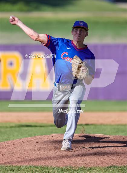 Thumbnail 1 in Davenport Central @ Central DeWitt photogallery.