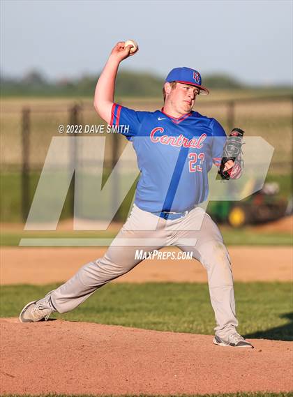 Thumbnail 3 in Davenport Central @ Central DeWitt photogallery.