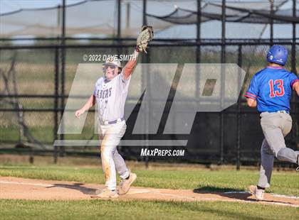 Thumbnail 3 in Davenport Central @ Central DeWitt photogallery.