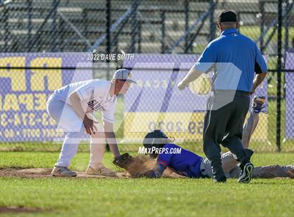 Thumbnail 3 in Davenport Central @ Central DeWitt photogallery.