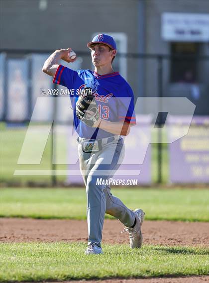Thumbnail 1 in Davenport Central @ Central DeWitt photogallery.