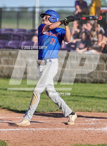 Thumbnail 1 in Davenport Central @ Central DeWitt photogallery.