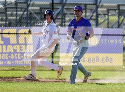 Thumbnail 2 in Davenport Central @ Central DeWitt photogallery.