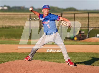 Thumbnail 1 in Davenport Central @ Central DeWitt photogallery.