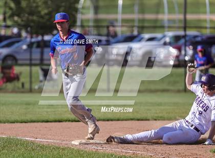Thumbnail 1 in Davenport Central @ Central DeWitt photogallery.