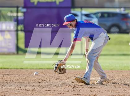 Thumbnail 1 in Davenport Central @ Central DeWitt photogallery.
