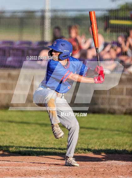 Thumbnail 2 in Davenport Central @ Central DeWitt photogallery.