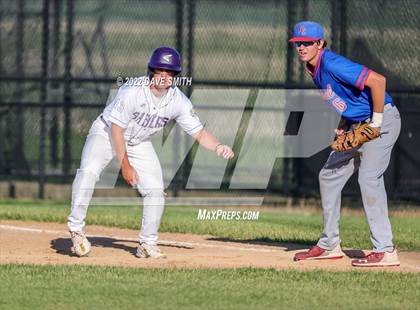 Thumbnail 2 in Davenport Central @ Central DeWitt photogallery.