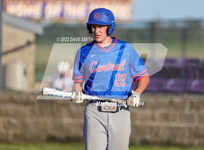 Thumbnail 1 in Davenport Central @ Central DeWitt photogallery.