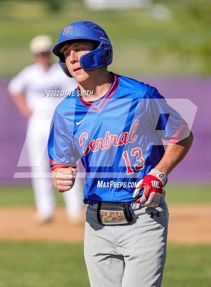 Thumbnail 2 in Davenport Central @ Central DeWitt photogallery.