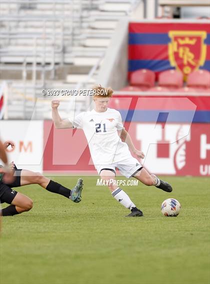 Thumbnail 3 in Green Canyon vs. Mountain Crest (UHSAA 4A Final) photogallery.