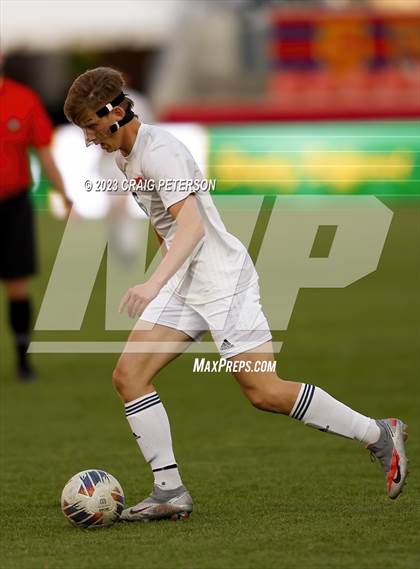 Thumbnail 3 in Green Canyon vs. Mountain Crest (UHSAA 4A Final) photogallery.