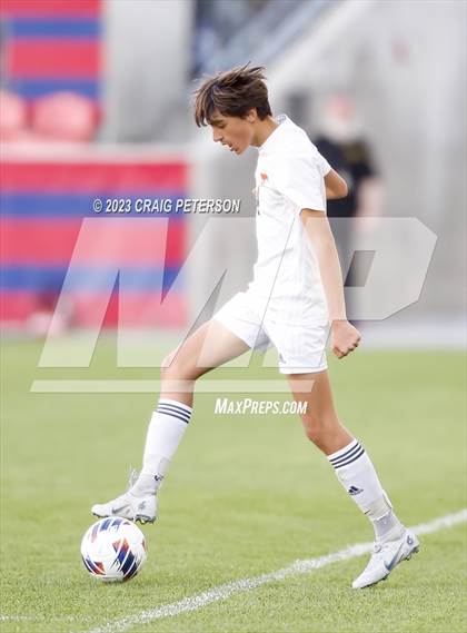 Thumbnail 2 in Green Canyon vs. Mountain Crest (UHSAA 4A Final) photogallery.