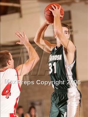 Thumbnail 2 in Ponderosa vs. Santa Fe Christian (Torrey Pines Holiday Classic) photogallery.