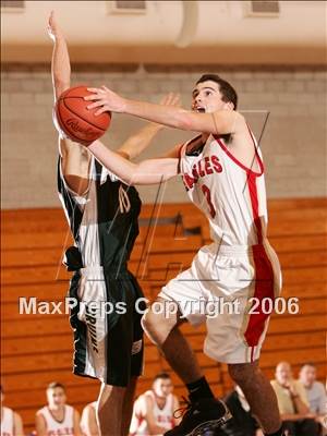 Thumbnail 3 in Ponderosa vs. Santa Fe Christian (Torrey Pines Holiday Classic) photogallery.