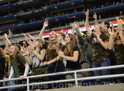 Thumbnail 3 in Catholic Central vs. Clarkston (MHSAA Division 1 Final)  photogallery.