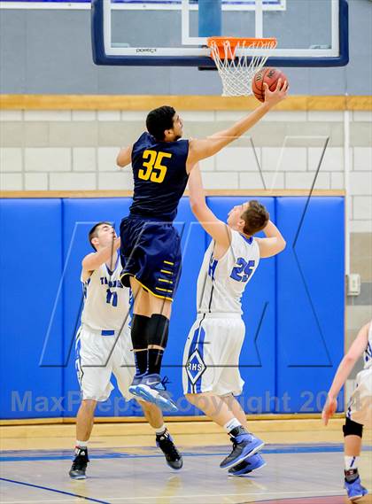 Thumbnail 1 in Rocklin vs River City (Rocklin Holiday Classic) photogallery.