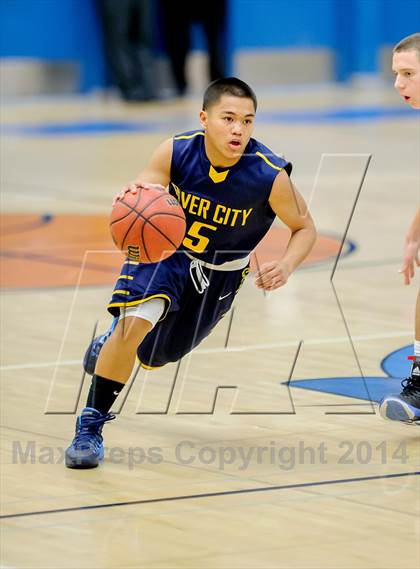 Thumbnail 2 in Rocklin vs River City (Rocklin Holiday Classic) photogallery.