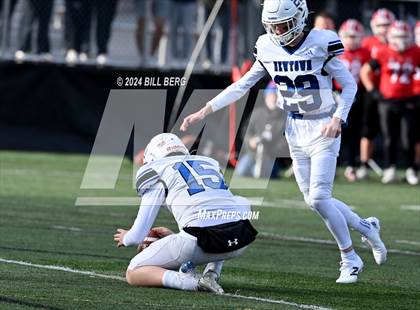Thumbnail 3 in Newtown vs New Canaan (CIAC Class L SemiFinal) photogallery.