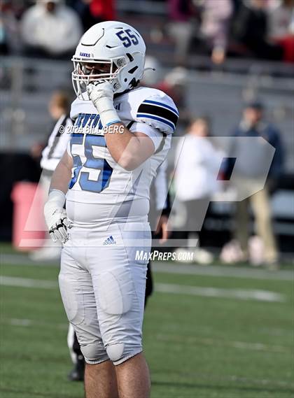 Thumbnail 3 in Newtown vs New Canaan (CIAC Class L SemiFinal) photogallery.