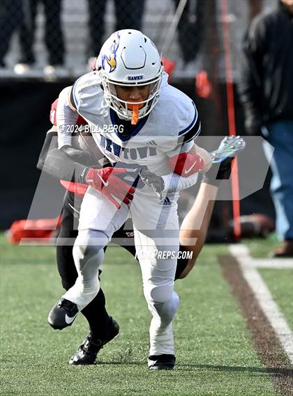 Thumbnail 2 in Newtown vs New Canaan (CIAC Class L SemiFinal) photogallery.