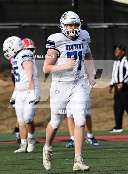 Thumbnail 1 in Newtown vs New Canaan (CIAC Class L SemiFinal) photogallery.