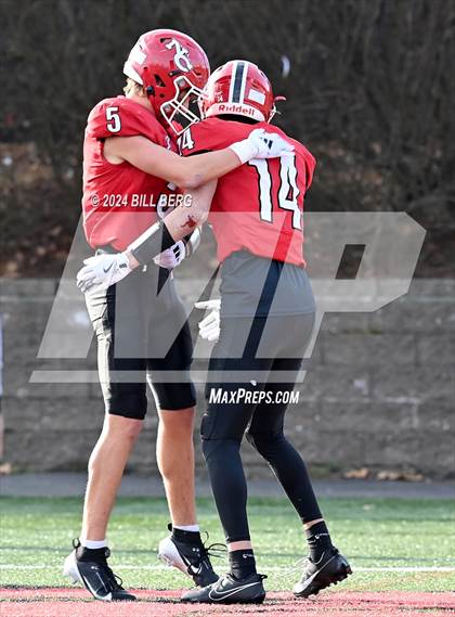 Thumbnail 1 in Newtown vs New Canaan (CIAC Class L SemiFinal) photogallery.