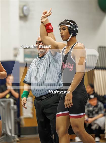 Thumbnail 3 in Spring Valley vs. The Meadows School (Spring Valley Duals Round 2) photogallery.