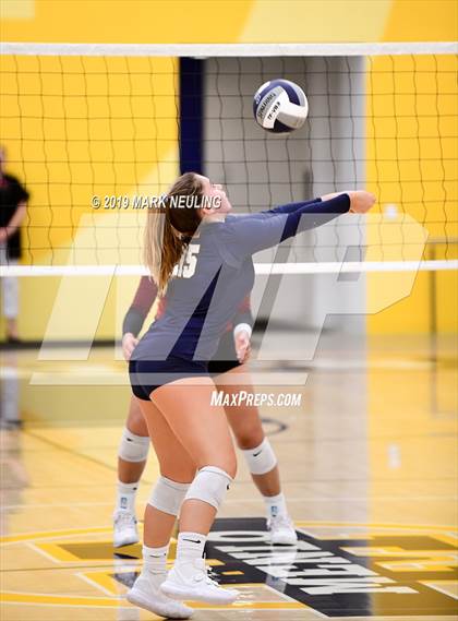 Thumbnail 1 in Aragon @ Menlo School photogallery.