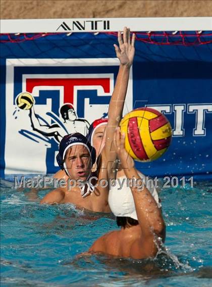 Thumbnail 1 in Aliso Niguel @ Tesoro photogallery.