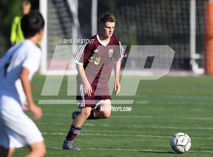 Thumbnail 2 in Harrison vs. Arlington B (White Plains Kickoff Classic) photogallery.