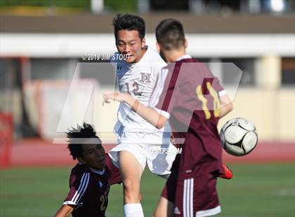 Thumbnail 3 in Harrison vs. Arlington B (White Plains Kickoff Classic) photogallery.
